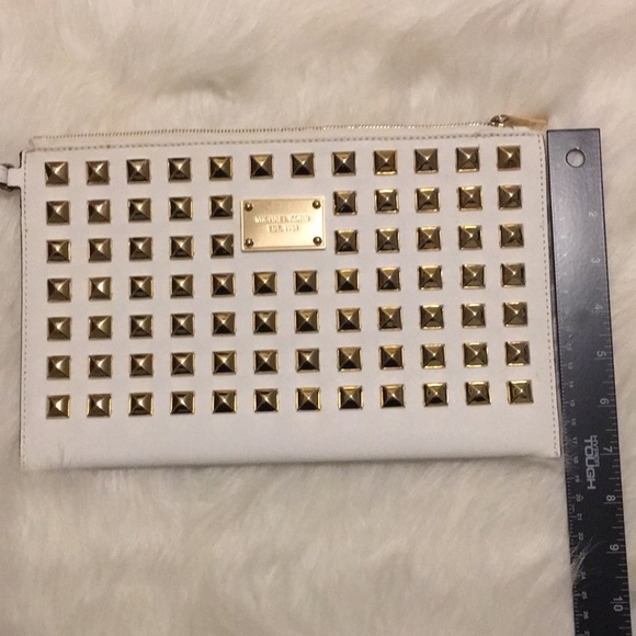 Michael Kors extra large XL wristlet clutch gold studs studded pyramid studs MK - Picture 3 of 15